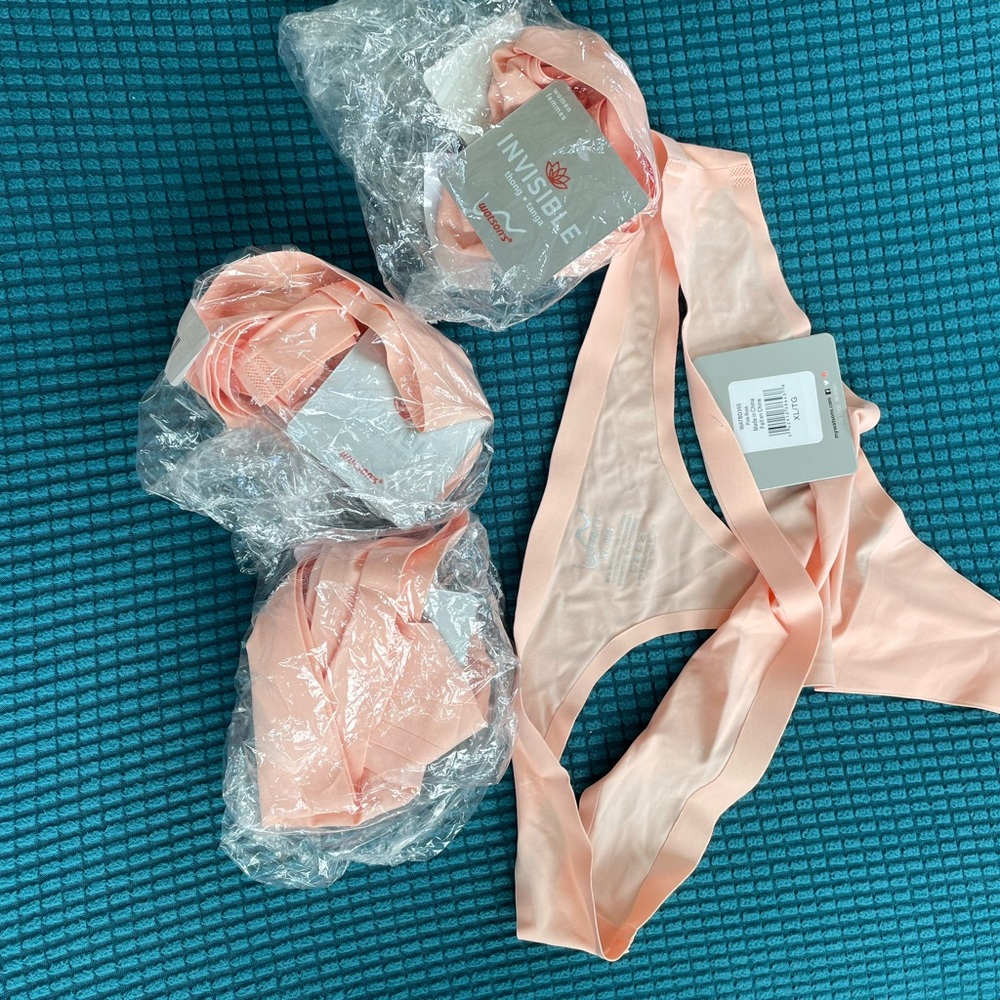 LADIES WATSON’S INVISIBLE THONGS NEW